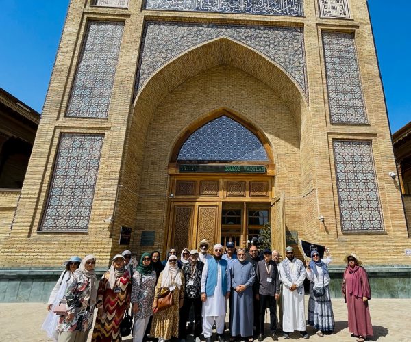 uzbekistan group tours